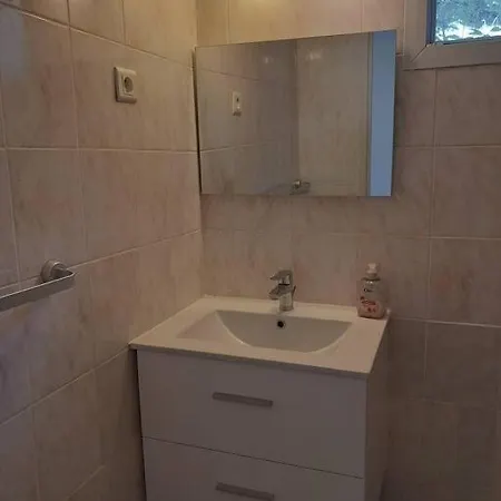 Meuble Independant Confort Classe 2** *