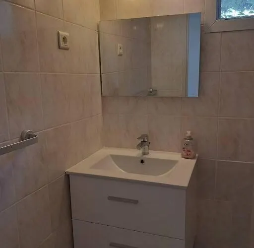 Meuble Independant Confort Classe 2** *